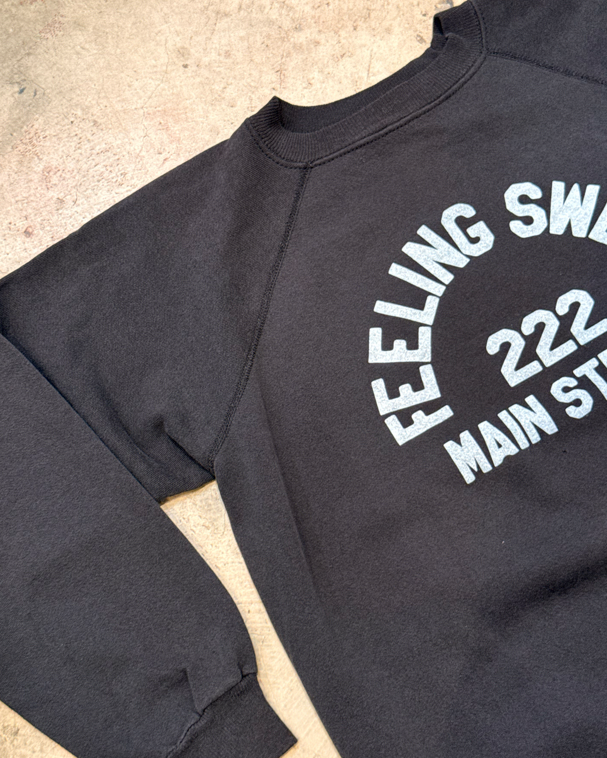 Main St. Creweck - Medium