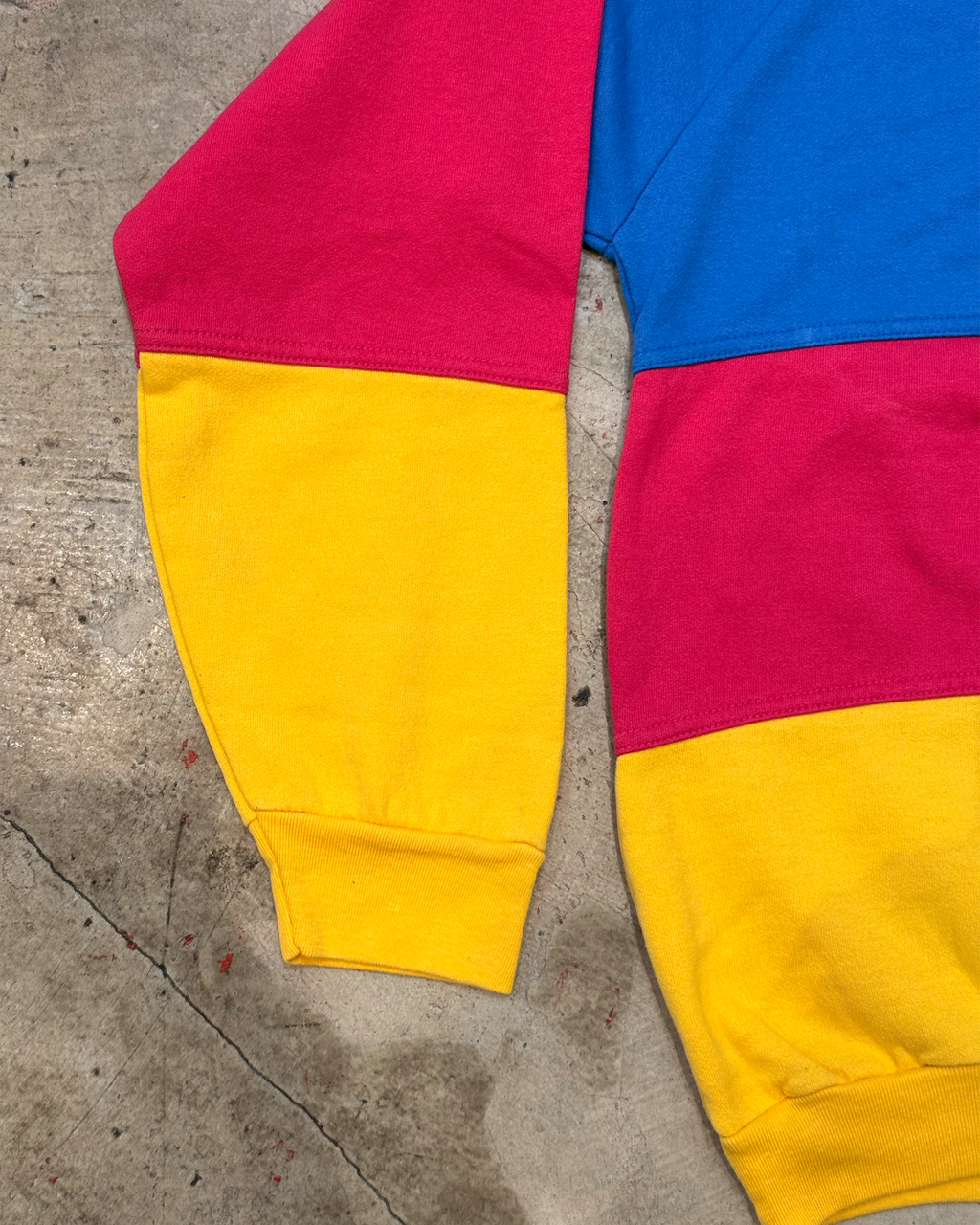 Pipe Crewneck - Medium
