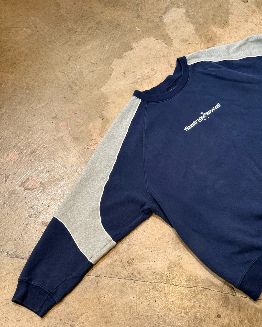 Pipe Crewneck - 2XL