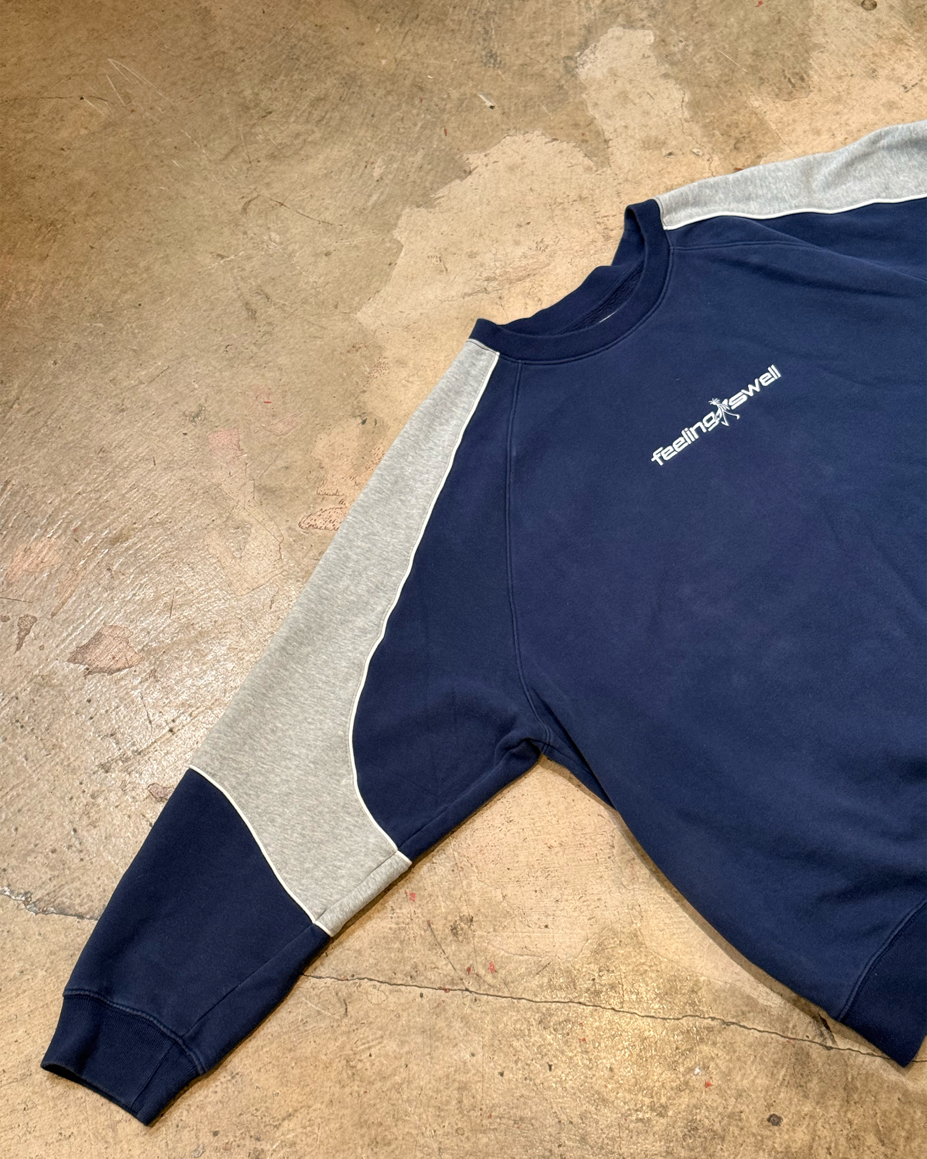 Pipe Crewneck - 2XL