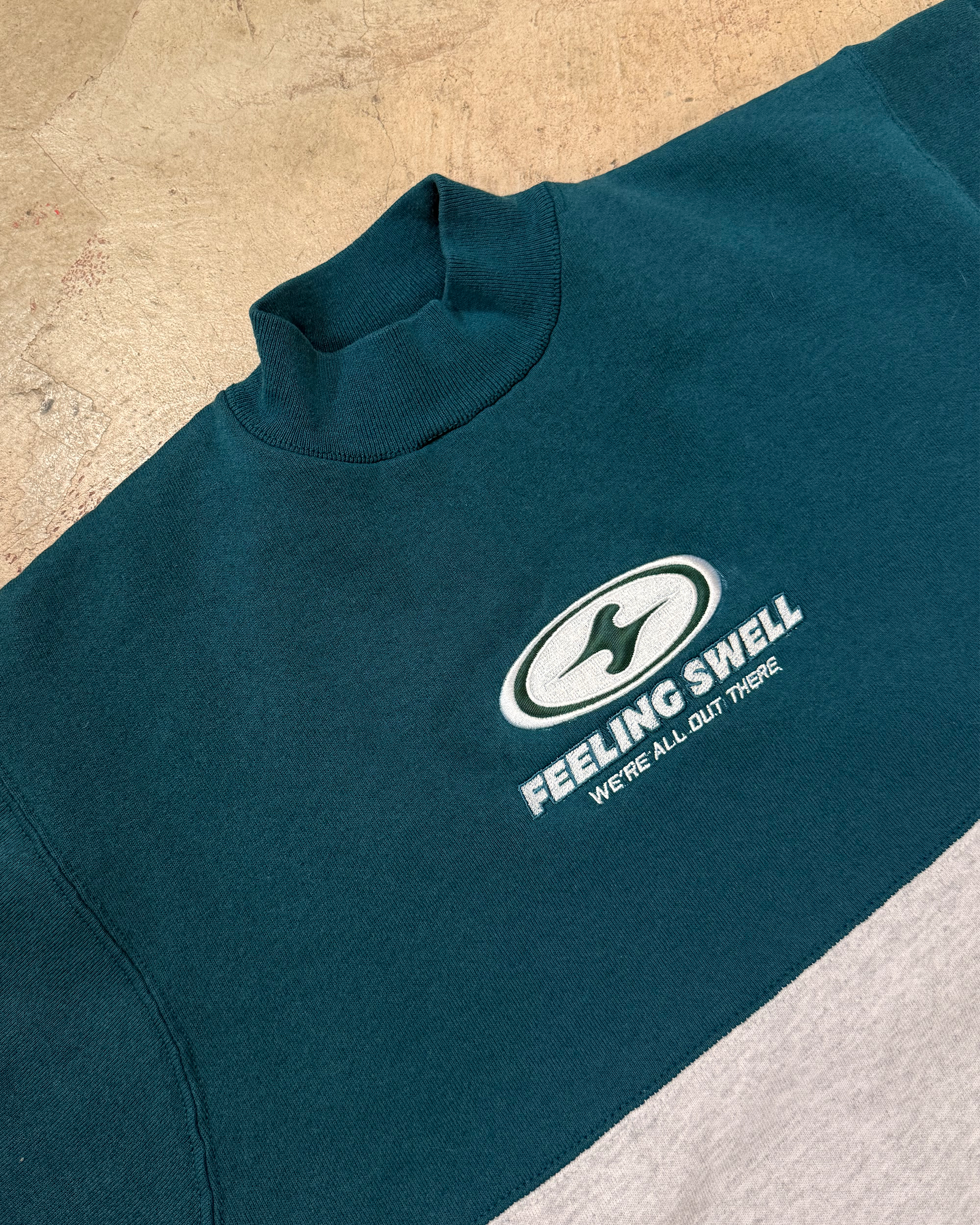 Pacific Crewneck - Medium