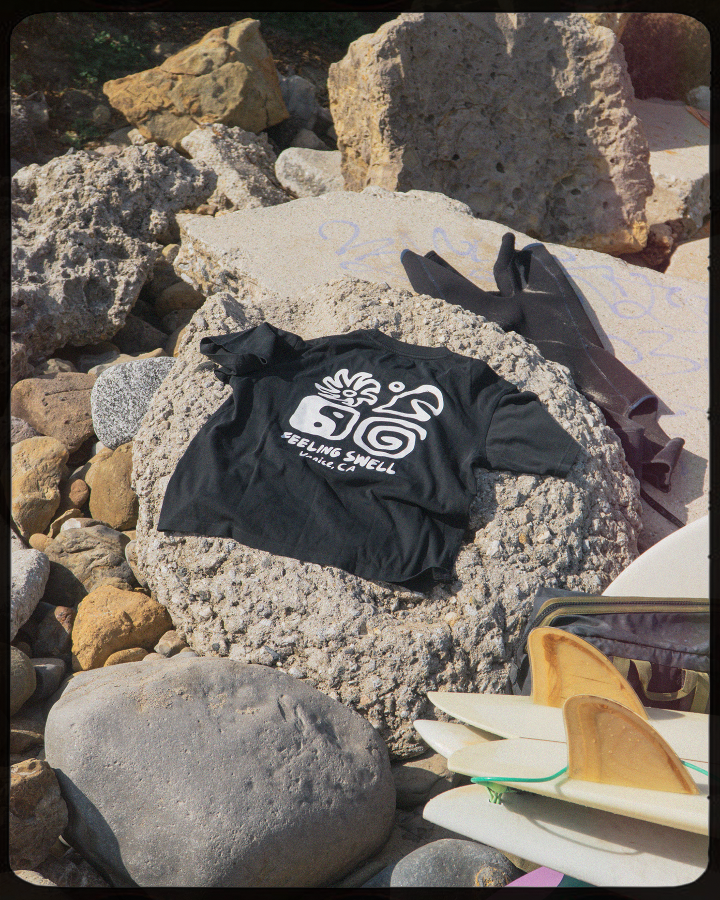 Feeling Swell Offshore Tee - Black
